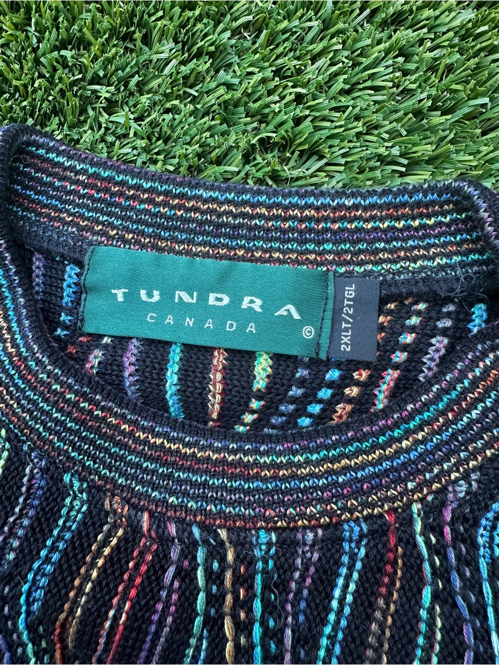 Tundra 90s sweater - Picture 4 of 9